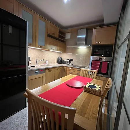 아파트 2 Bedroom Apartament, 57m2, Workspace, *